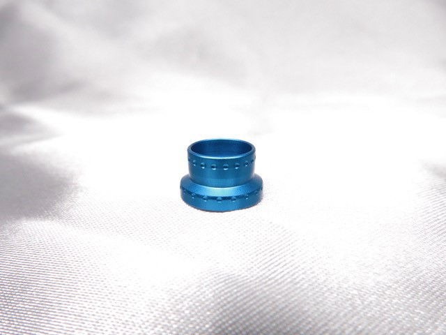 4 円盤ベースを装着する